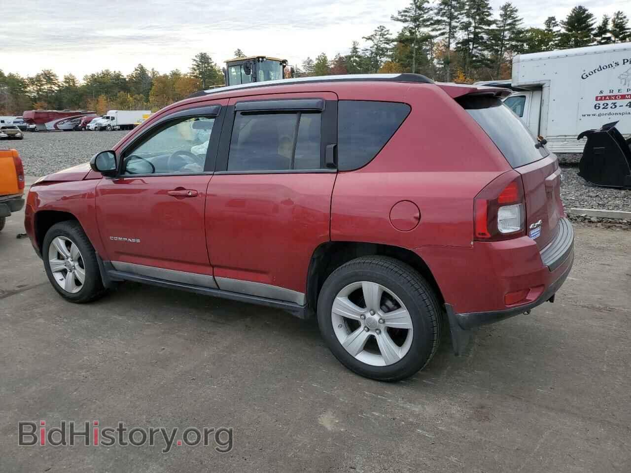 2011 JEEP COMPASS - VIN: 1J4NF1FB0BD143801 - Photo 2