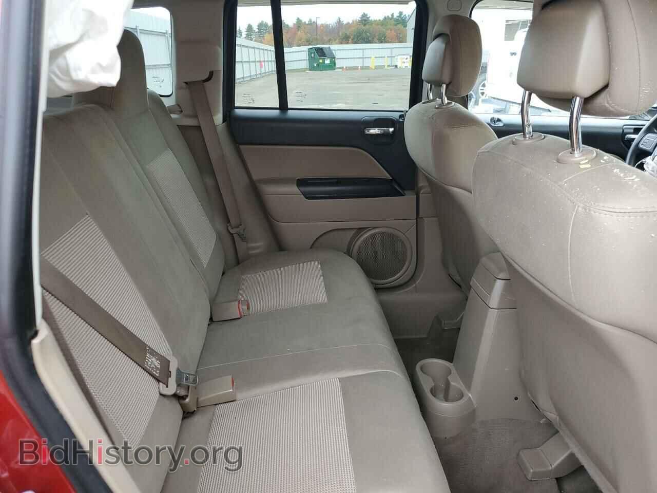 2011 JEEP COMPASS - VIN: 1J4NF1FB0BD143801 - Photo 11