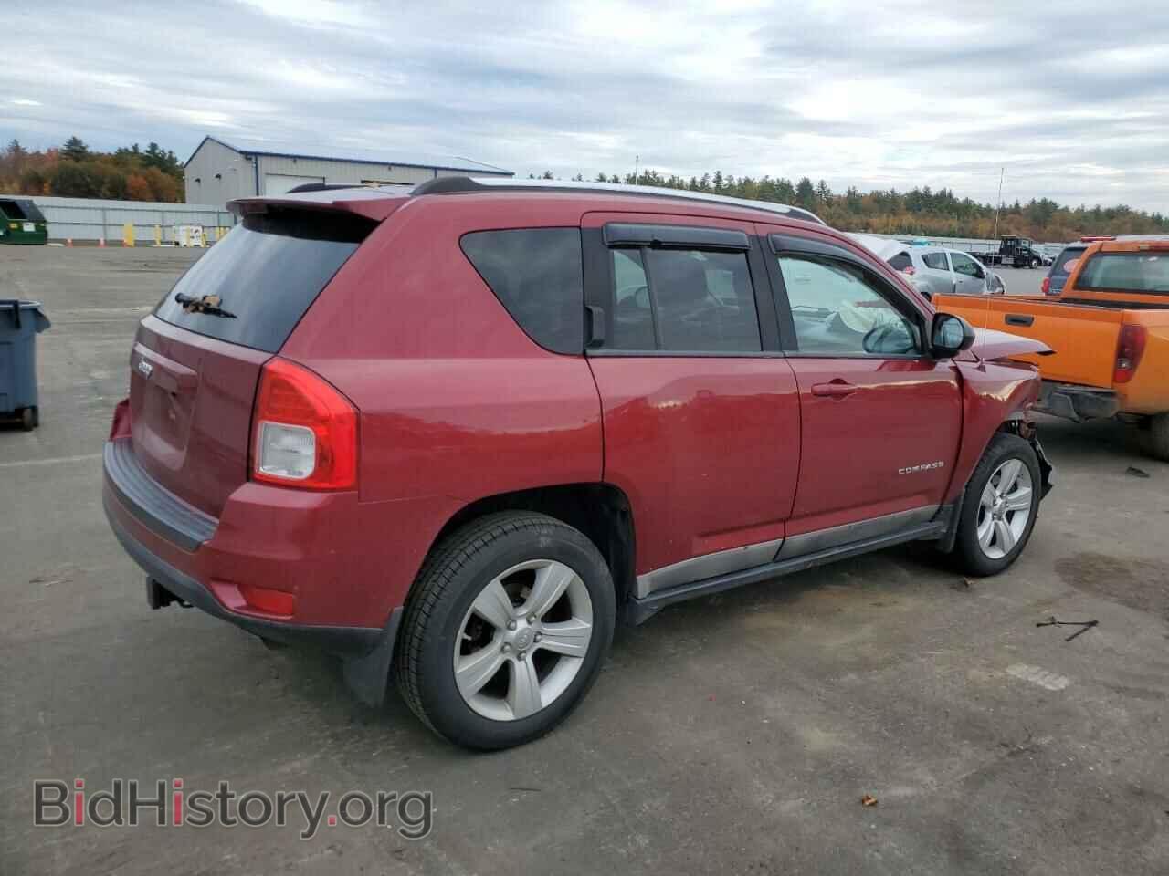 2011 JEEP COMPASS - VIN: 1J4NF1FB0BD143801 - Photo 3