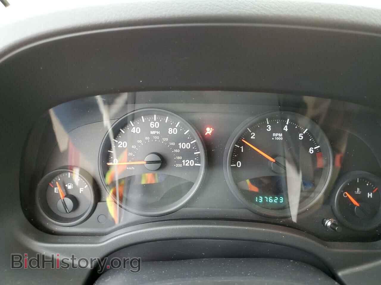 2011 JEEP COMPASS - VIN: 1J4NF1FB0BD143801 - Photo 9