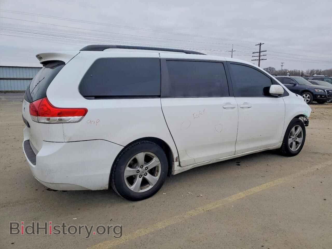 2011 TOYOTA All Models - VIN: 5TDKK3DC3BS045782 - Фото 3