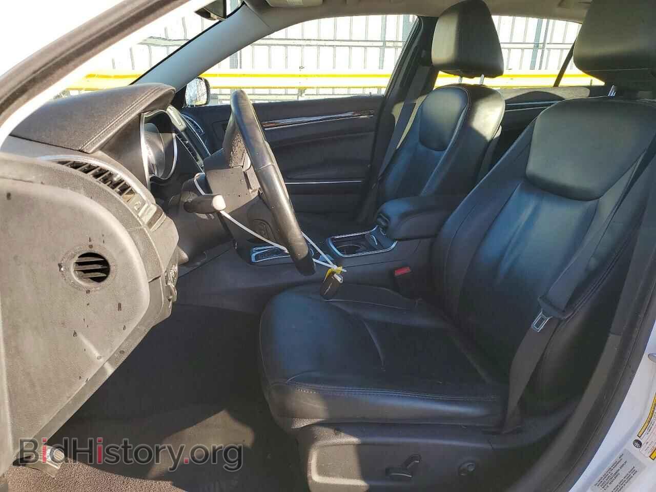 2016 CHRYSLER 300 - VIN: 2C3CCARG2GH253373 - Фото 7