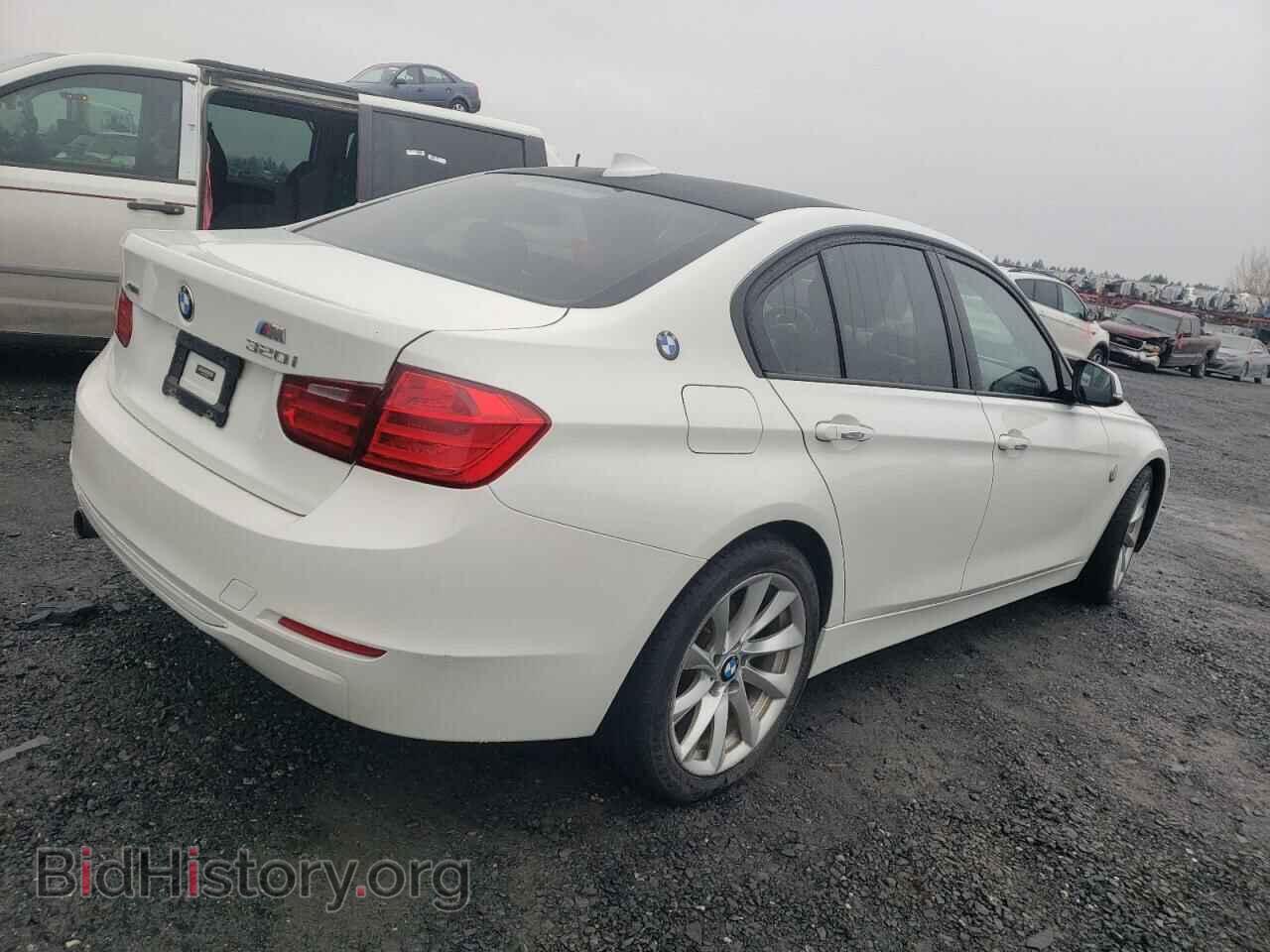 2013 BMW 3 SERIES - VIN: WBA3C3C53DF982877 - Фото 3