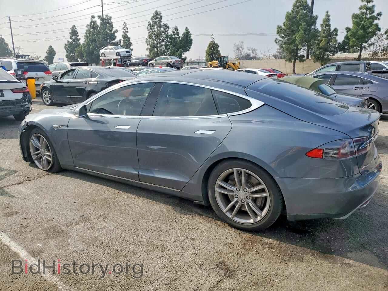 2013 TESLA MODEL S - VIN: 5YJSA1DN5DFP04526 - Фото 2