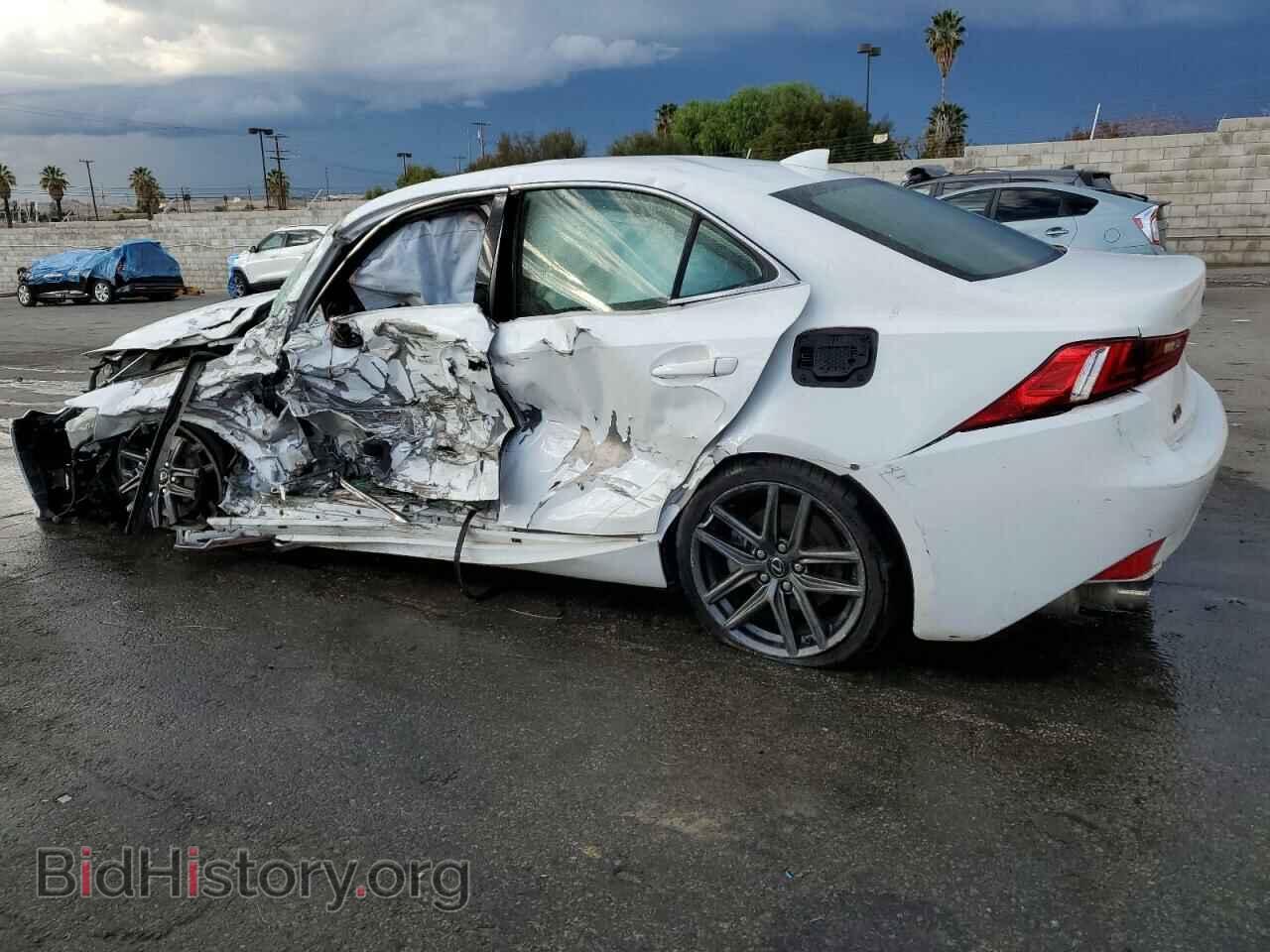 2016 LEXUS IS - VIN: JTHBE1D20G5028033 - Фото 2