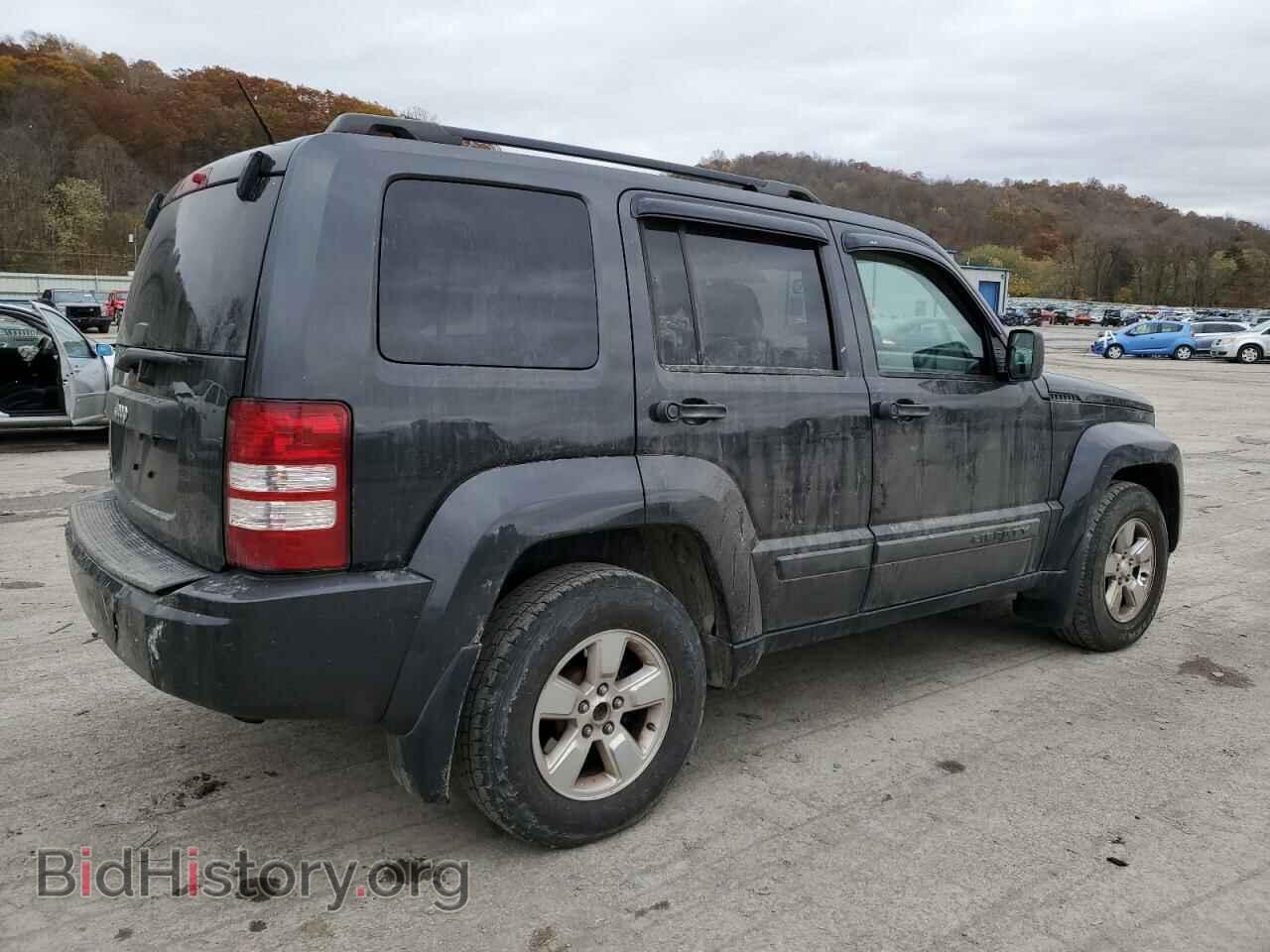 2011 JEEP LIBERTY - VIN: 1J4PN2GK7BW592090 - Фото 3