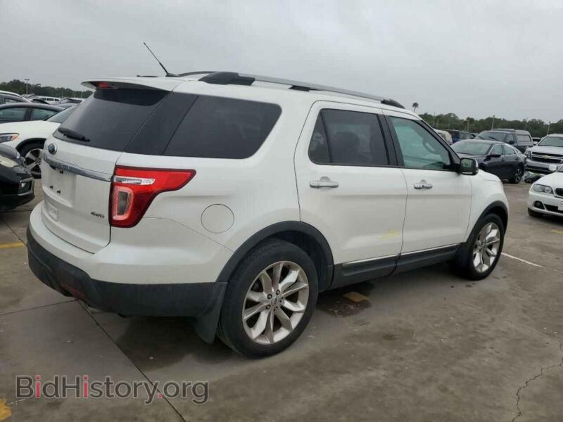 2011 Ford EXPLORER (VIN 1FMHK8F80BGA65400) — фото 3 из 13