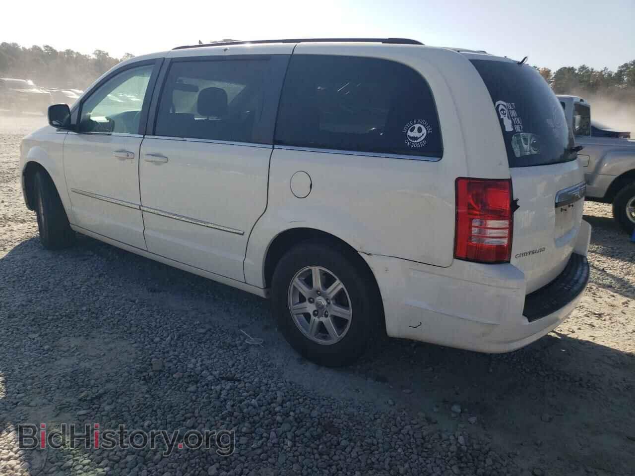 2010 CHRYSLER MINIVAN - VIN: 2A4RR5D19AR359300 - Photo 2
