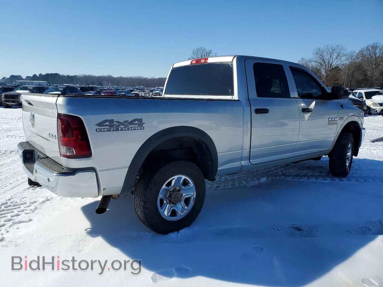 2017 RAM All Models - VIN: 3C6UR5CJ0HG558521 - Photo 3