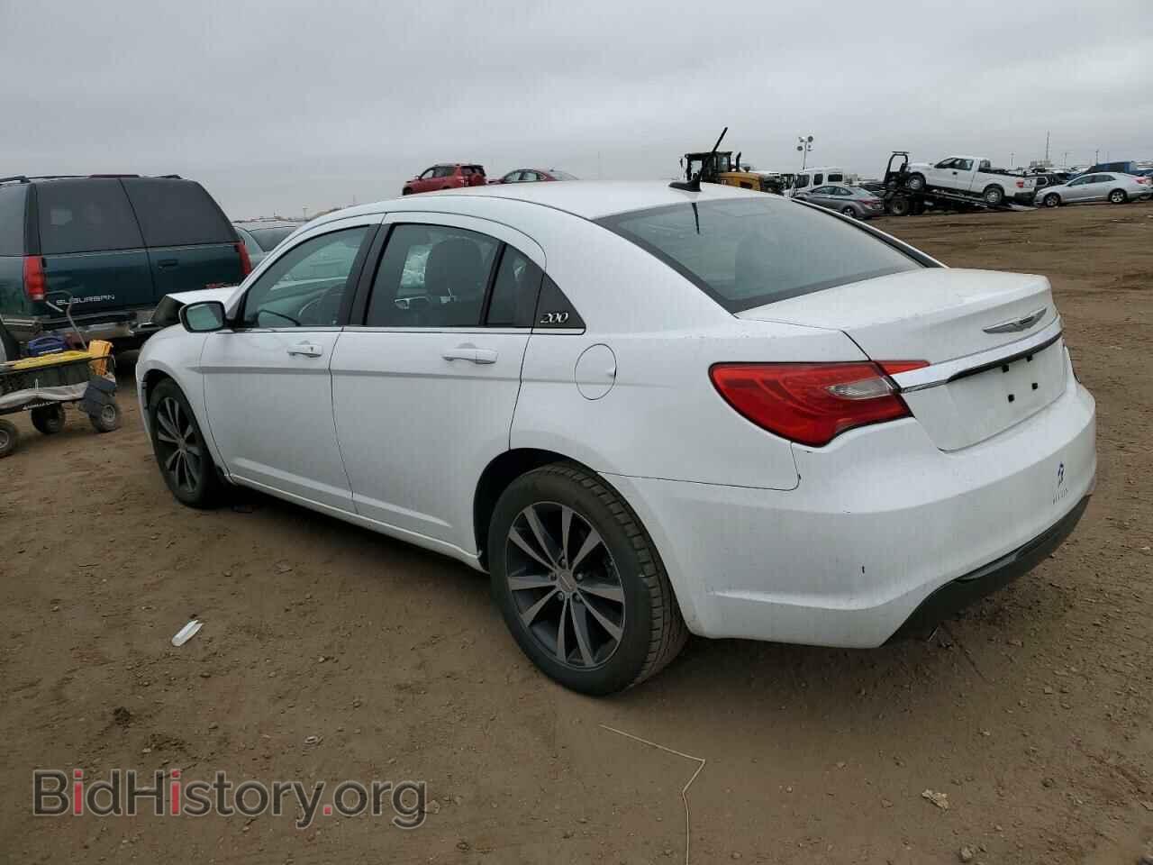 2013 CHRYSLER 200 - VIN: 1C3CCBCG2DN679100 - Photo 2