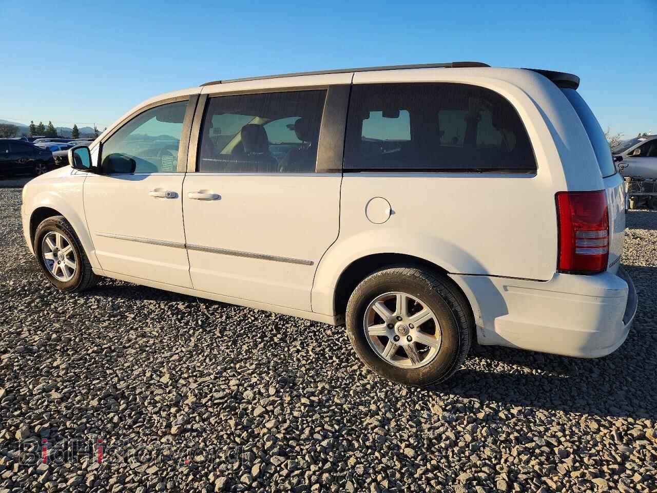 2010 CHRYSLER MINIVAN - VIN: 2A4RR5D10AR260400 - Фото 2