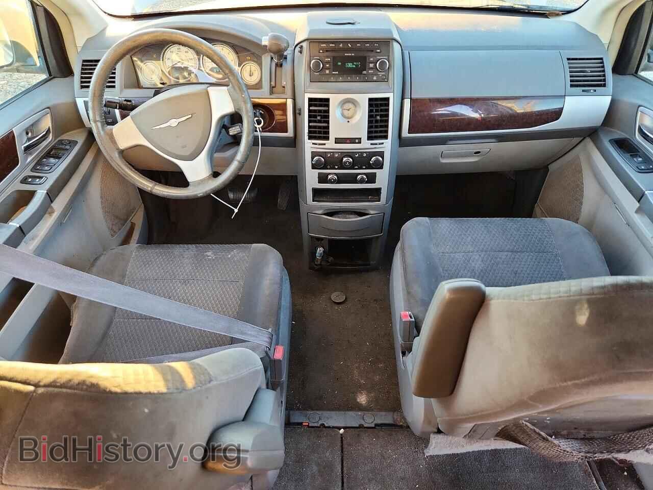 2010 CHRYSLER MINIVAN - VIN: 2A4RR5D10AR260400 - Фото 8