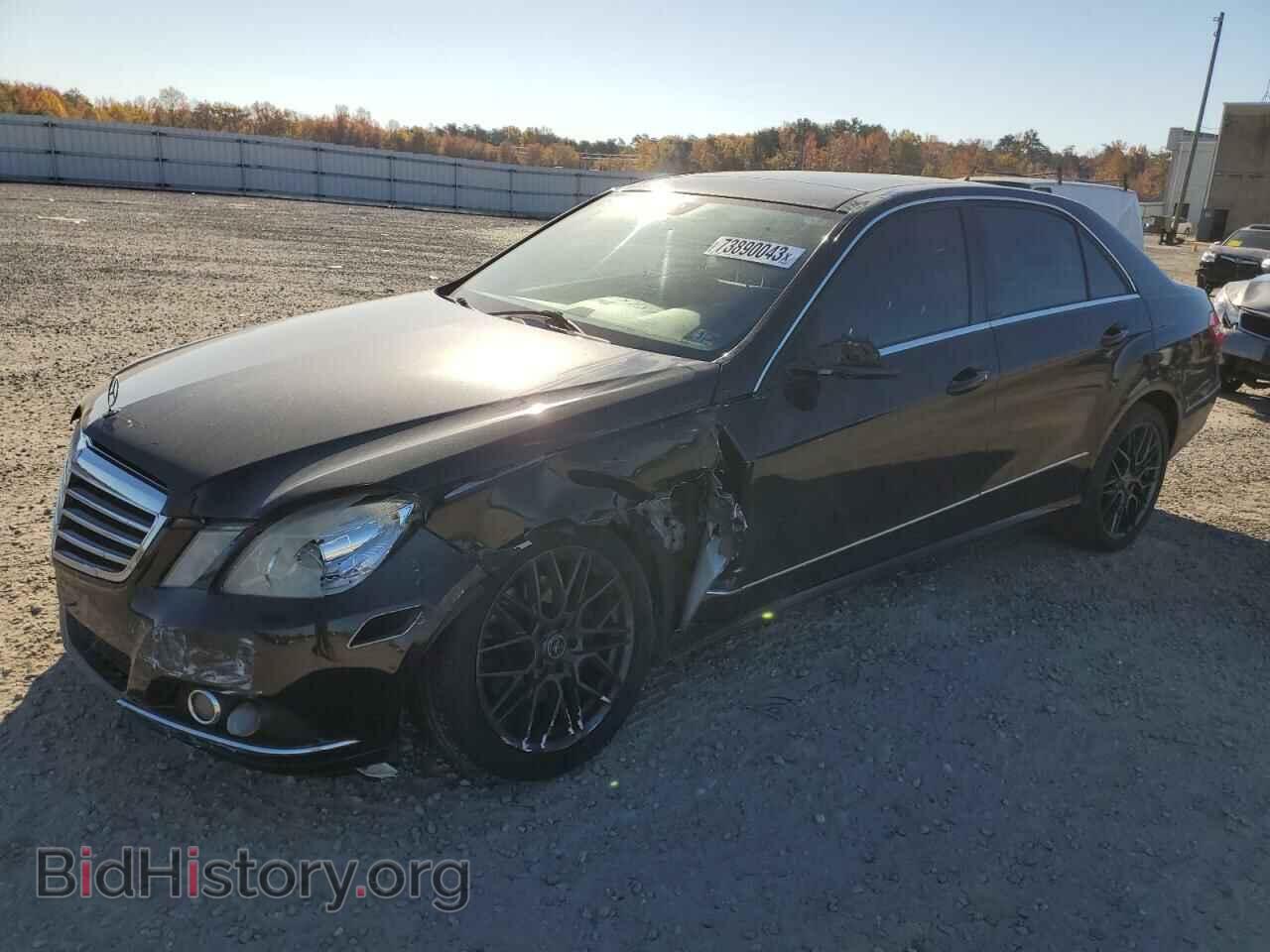Photo WDDHF8HB8AA114822 - MERCEDES-BENZ E-CLASS 2010