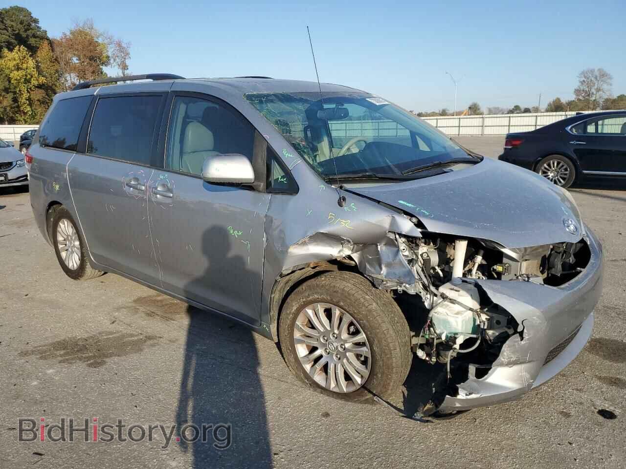2011 TOYOTA All Models - VIN: 5TDYK3DC2BS071008 - Фото 4