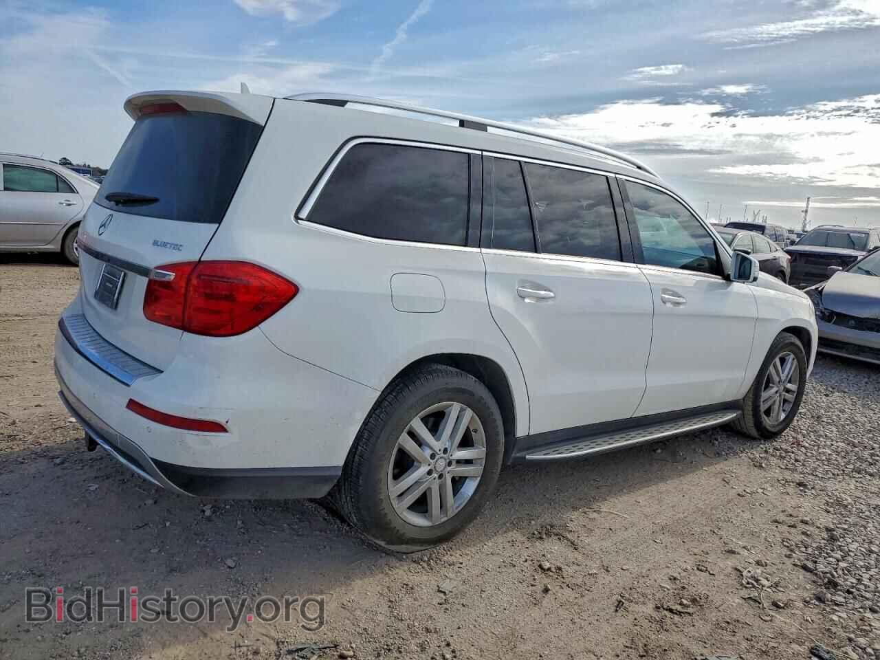 2015 MERCEDES-BENZ GL-CLASS - VIN: 4JGDF2EEXFA537988 - Фото 3