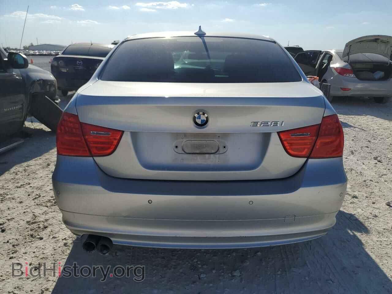 2011 BMW 3 SERIES - VIN: WBAPH7C5XBA801116 - Фото 6