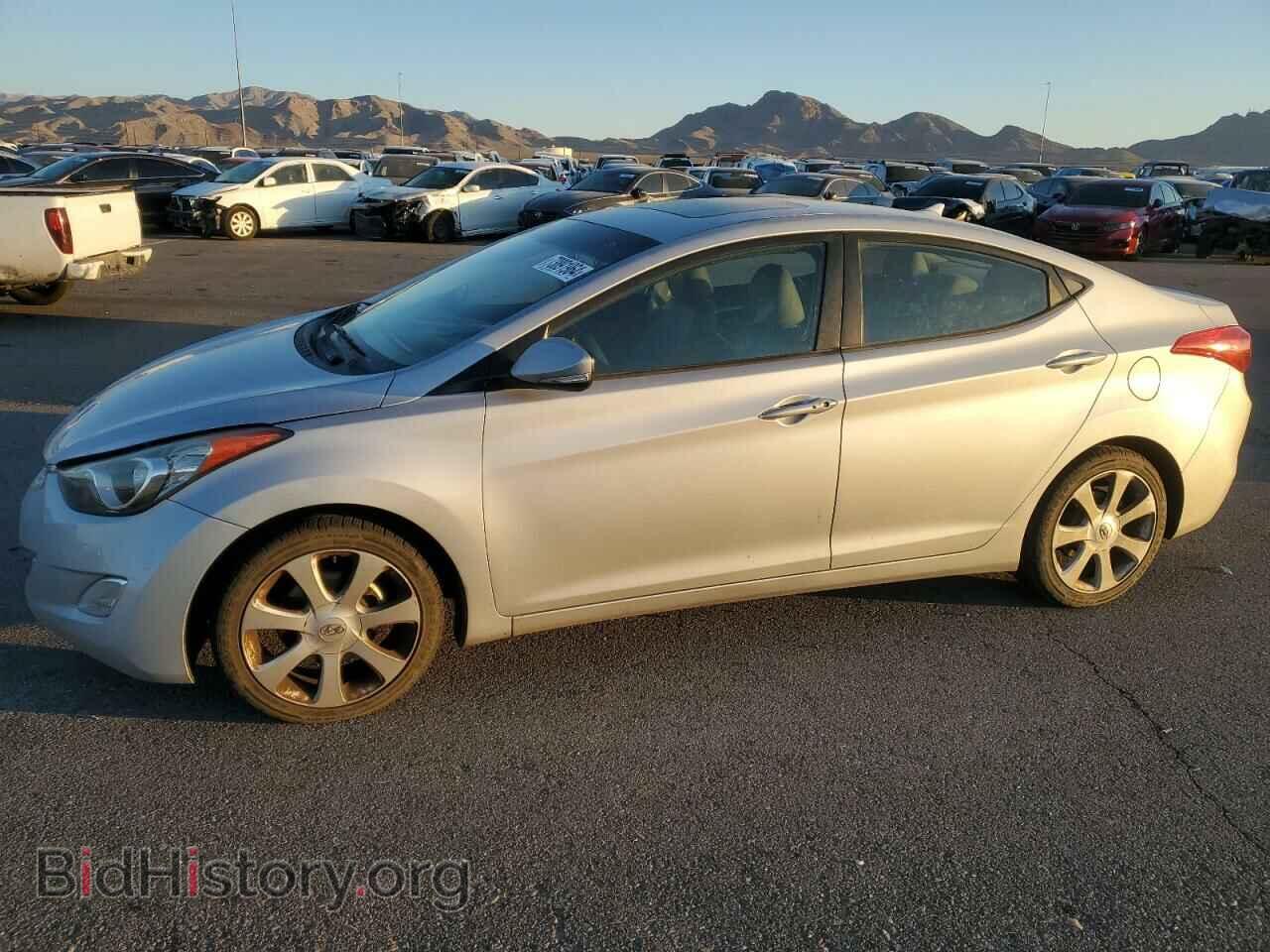Фотография 5NPDH4AE2CH097009 - HYUNDAI ELANTRA 2012