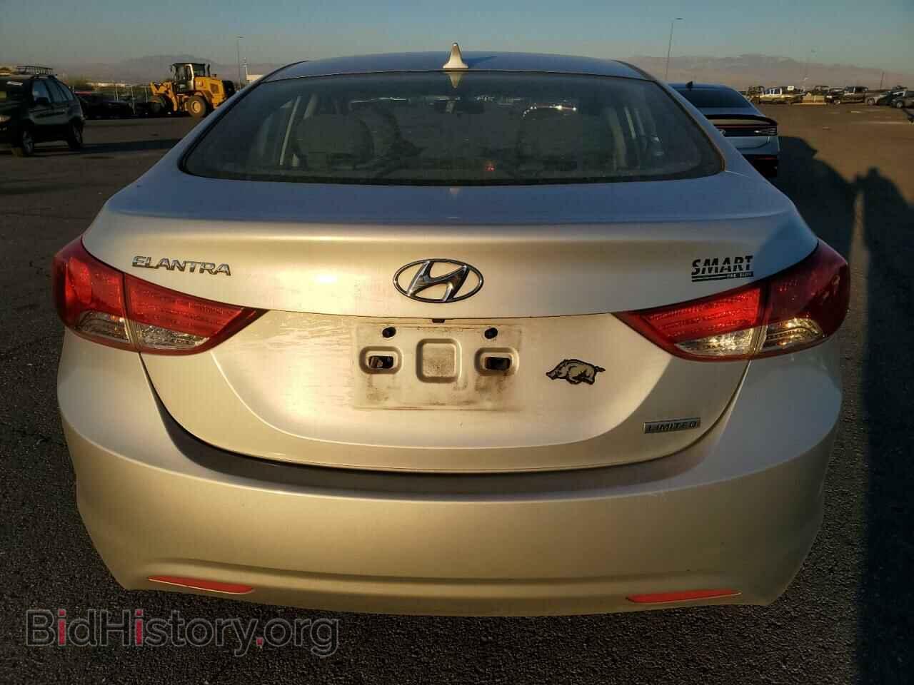 2012 HYUNDAI ELANTRA - VIN: 5NPDH4AE2CH097009 - Фото 6