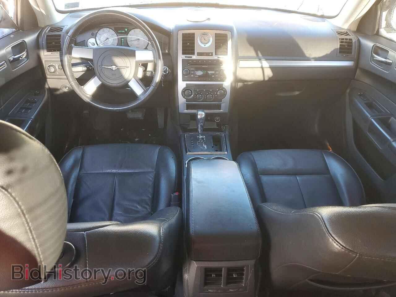 2010 CHRYSLER 300 - VIN: 2C3CA5CV3AH263325 - Фото 8