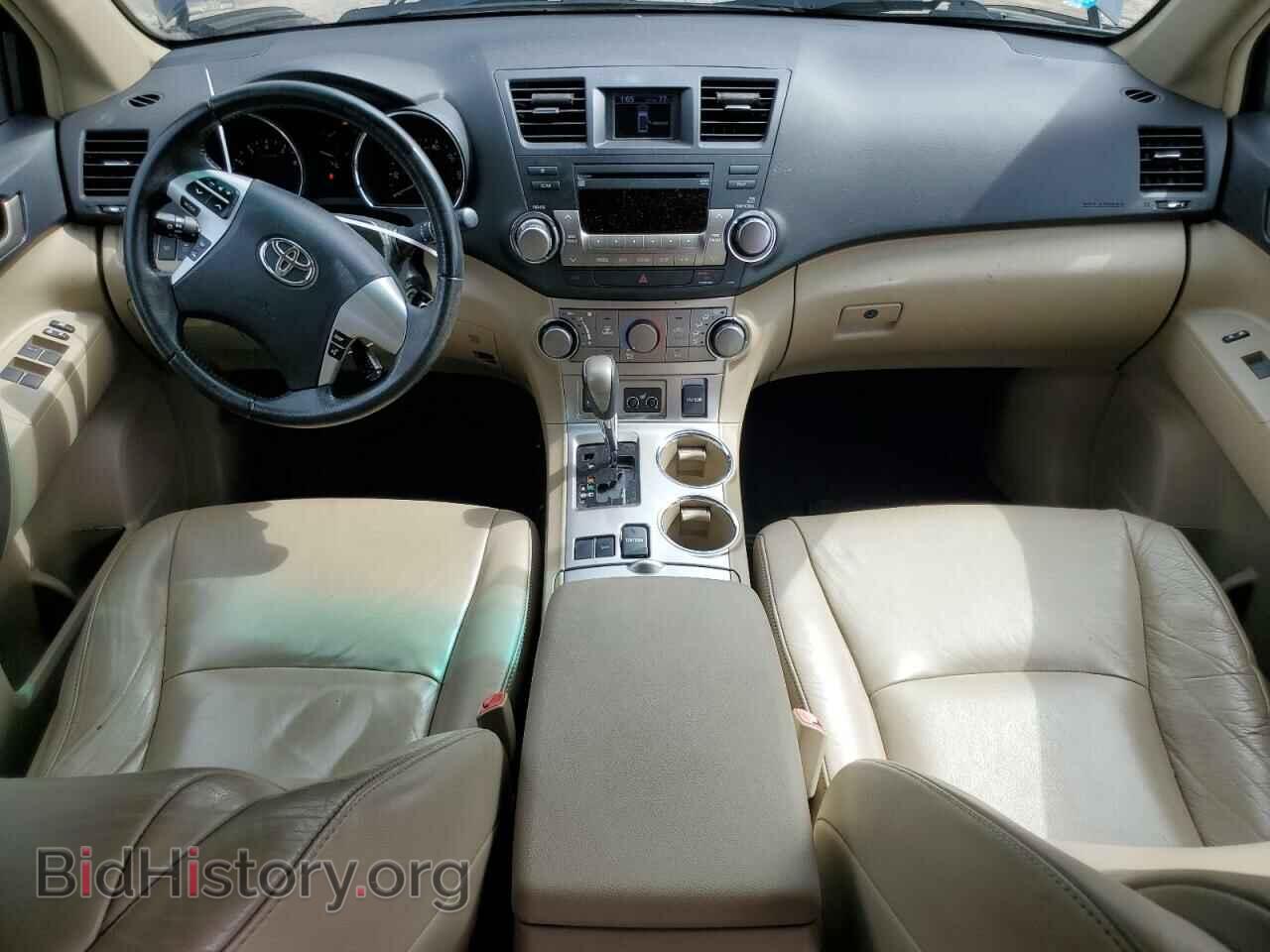 2012 TOYOTA HIGHLANDER - VIN: 5TDZA3EHXCS017877 - Фото 8