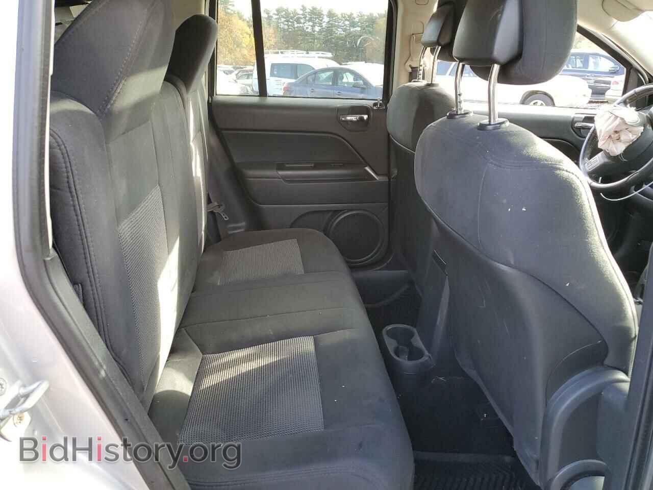 2011 JEEP COMPASS - VIN: 1J4NF1FB3BD240314 - Photo 11