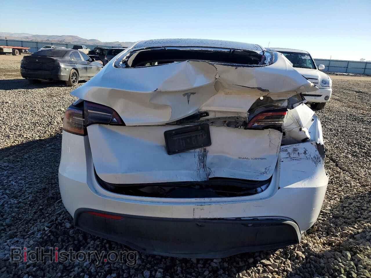 2024 TESLA MODEL Y - VIN: 7SAYGDEE8RA301771 - Фото 6