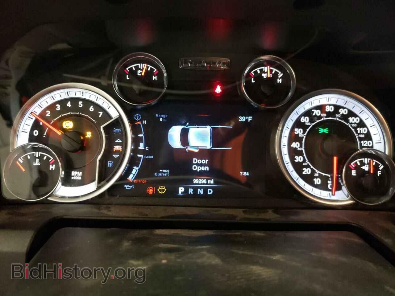 2018 RAM 1500 - VIN: 3C6RR7LT9JG186542 - Photo 9