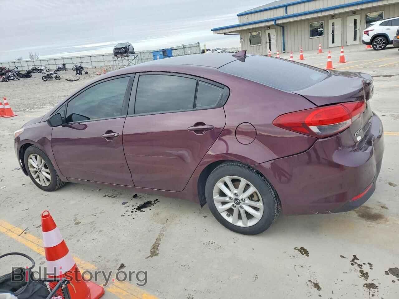 2017 KIA FORTE - VIN: 3KPFL4A73HE049006 - Фото 2