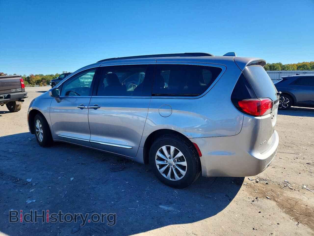2017 CHRYSLER PACIFICA - VIN: 2C4RC1BG9HR648226 - Фото 2