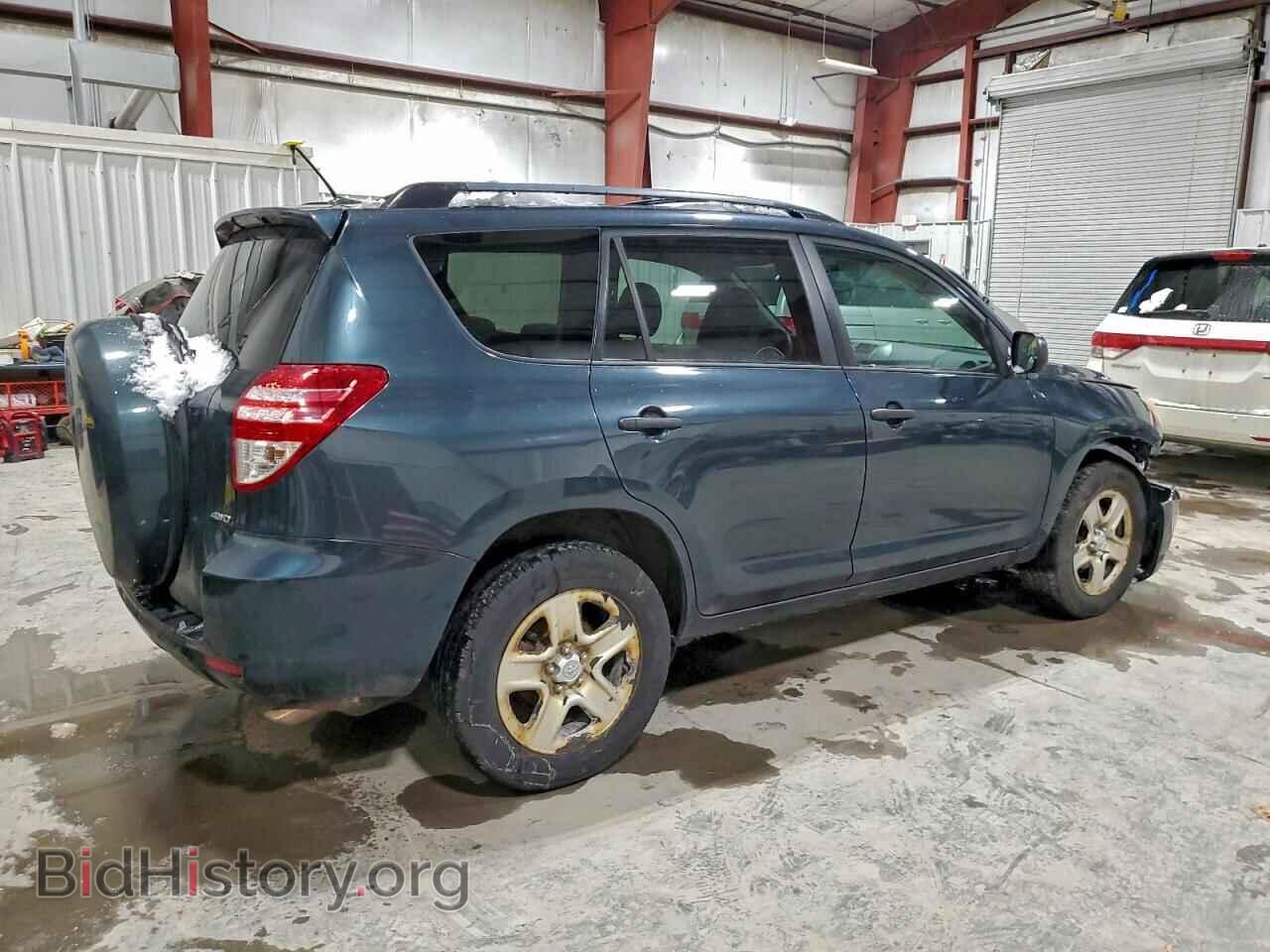 2011 TOYOTA RAV4 - VIN: 2T3BF4DV5BW088224 - Фото 3