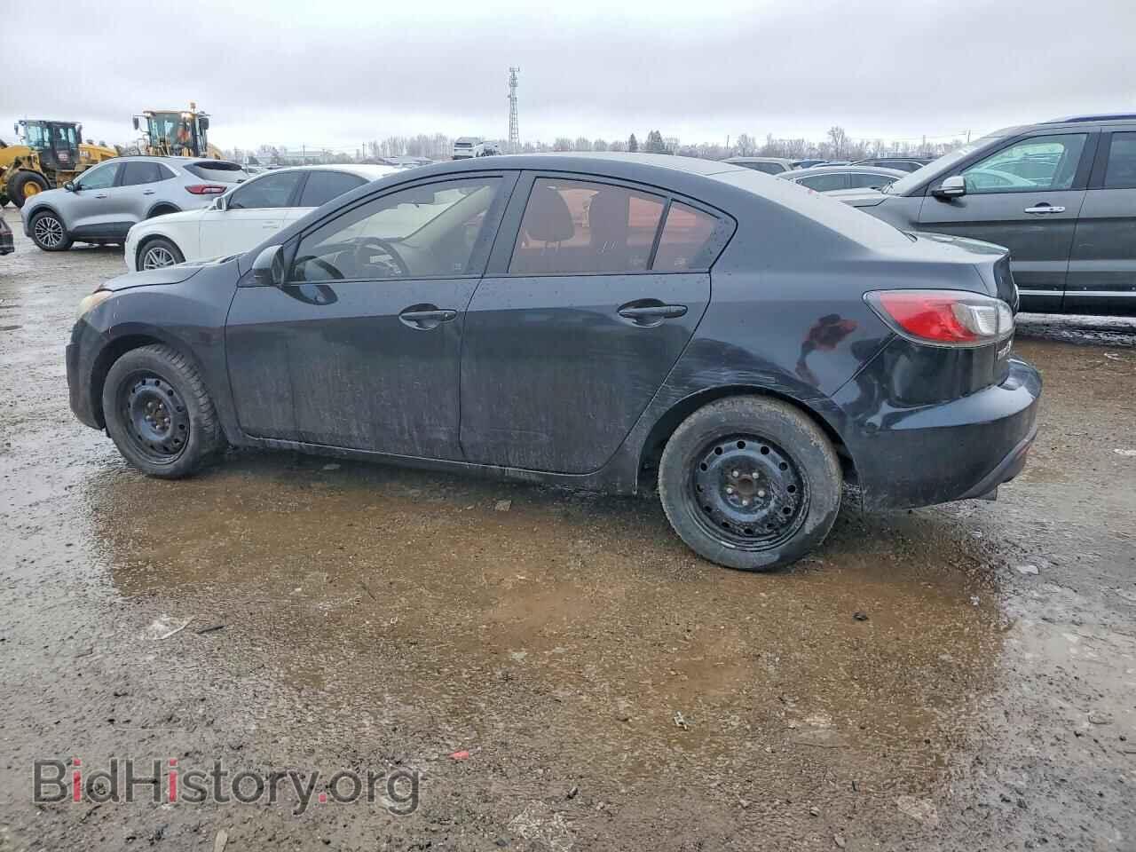 2011 MAZDA 3 - VIN: JM1BL1UF4B1436268 - Фото 2