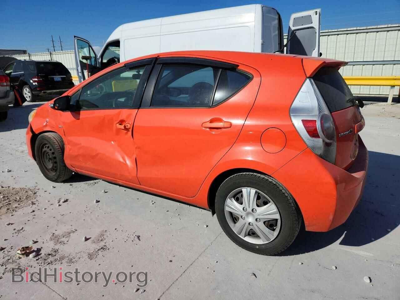 2012 TOYOTA PRIUS - VIN: JTDKDTB3XC1024746 - Фото 2
