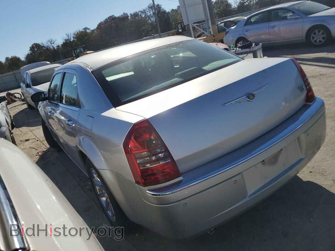 2006 CHRYSLER 300 - VIN: 2C3LA63H36H101072 - Фото 2