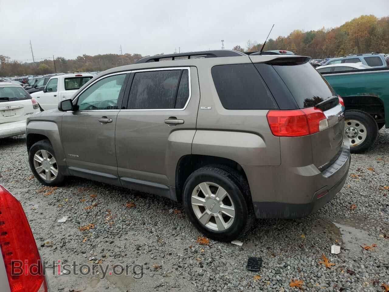 2011 GMC TERRAIN - VIN: 2CTALSEC6B6474740 - Photo 2