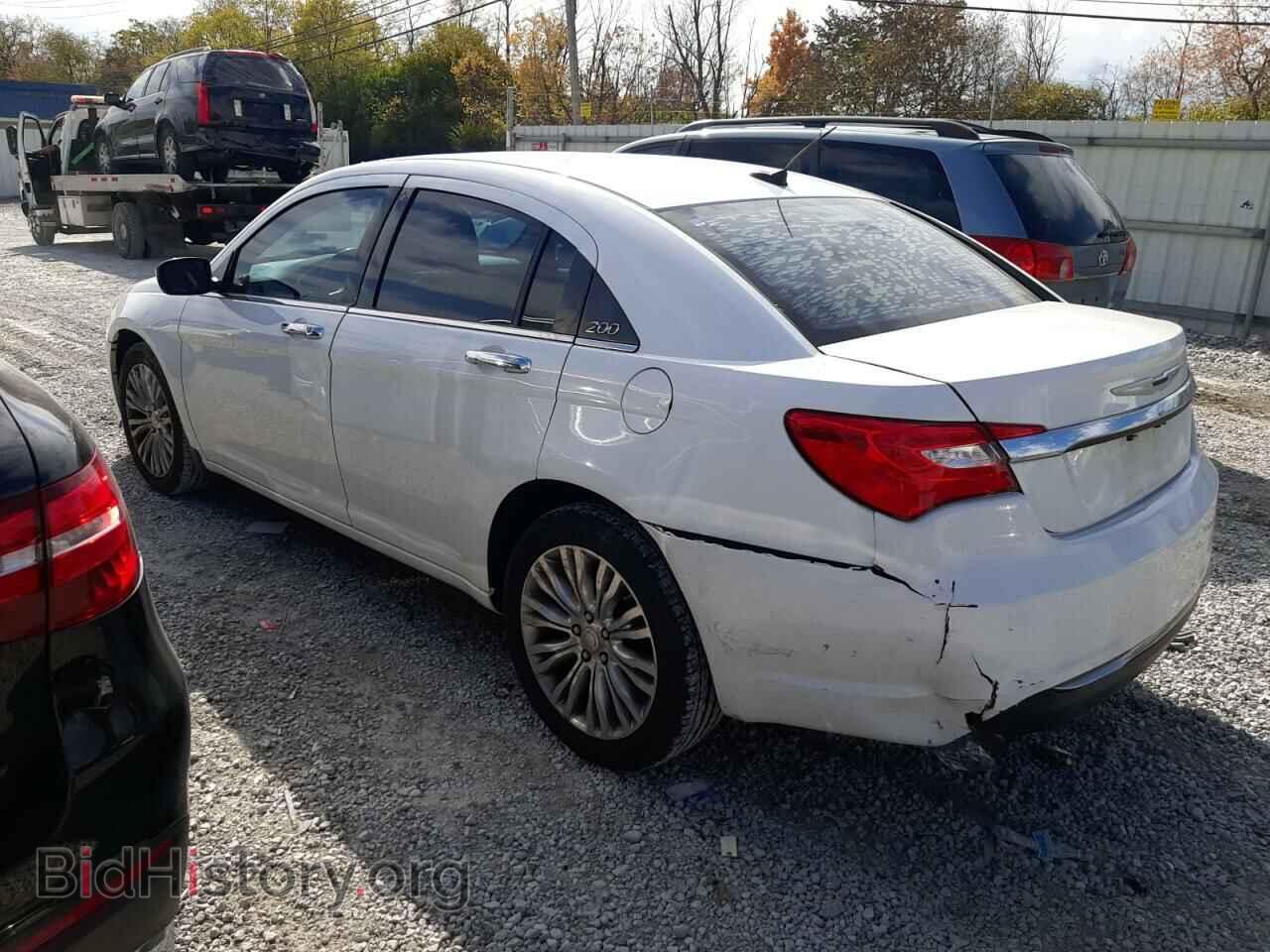 2012 CHRYSLER 200 - VIN: 1C3CCBCG2CN277625 - Photo 2
