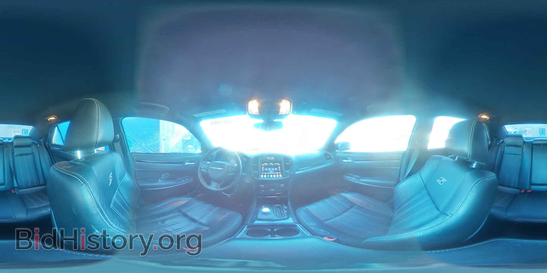 2017 CHRYSLER 300 - VIN: 2C3CCAGG4HH603946 - Фото 14