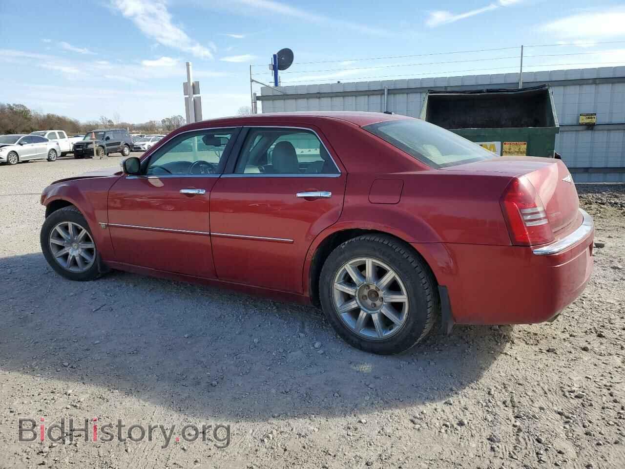 2007 CHRYSLER 300 - VIN: 2C3KA63H17H684450 - Фото 2