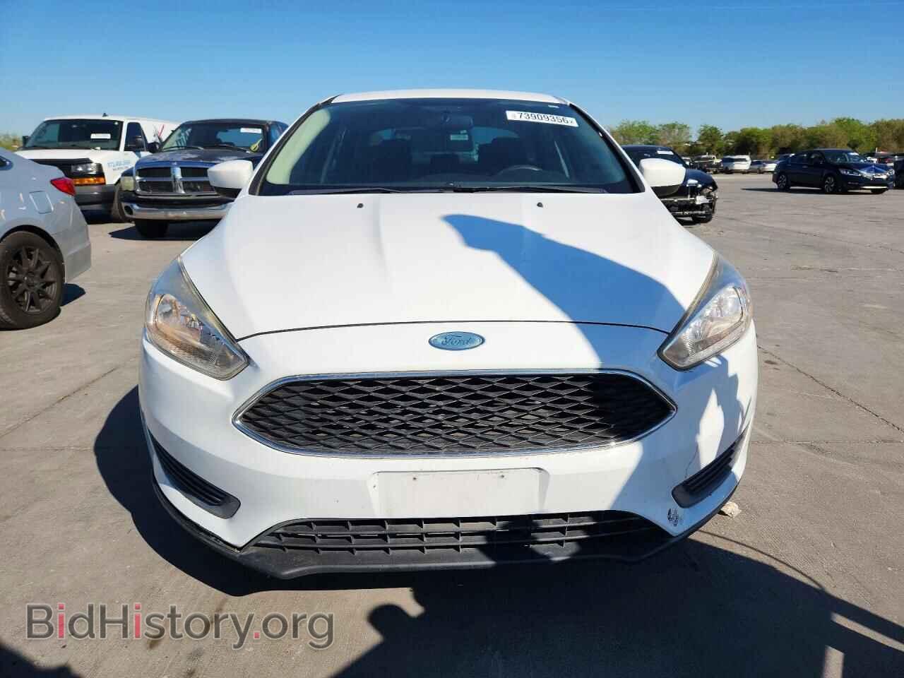 2018 Ford FOCUS (VIN 1FADP3F28JL302570) — фото 5 из 12