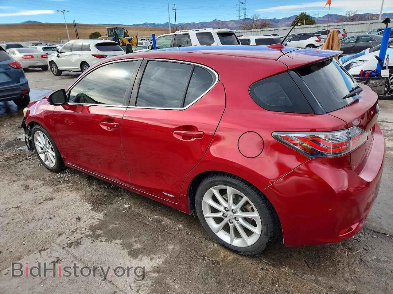 2011 LEXUS CT 200 - VIN: JTHKD5BH7B2039624 - Photo 2