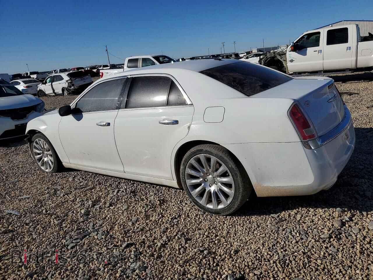2014 CHRYSLER 300 - VIN: 2C3CCAAG8EH356970 - Фото 2