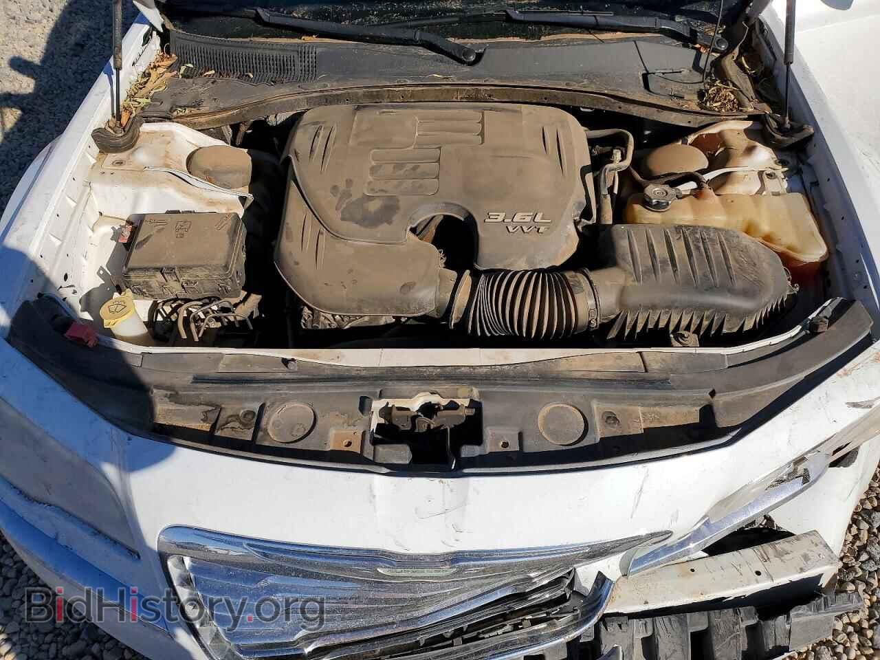 2014 CHRYSLER 300 - VIN: 2C3CCAAG8EH356970 - Фото 11