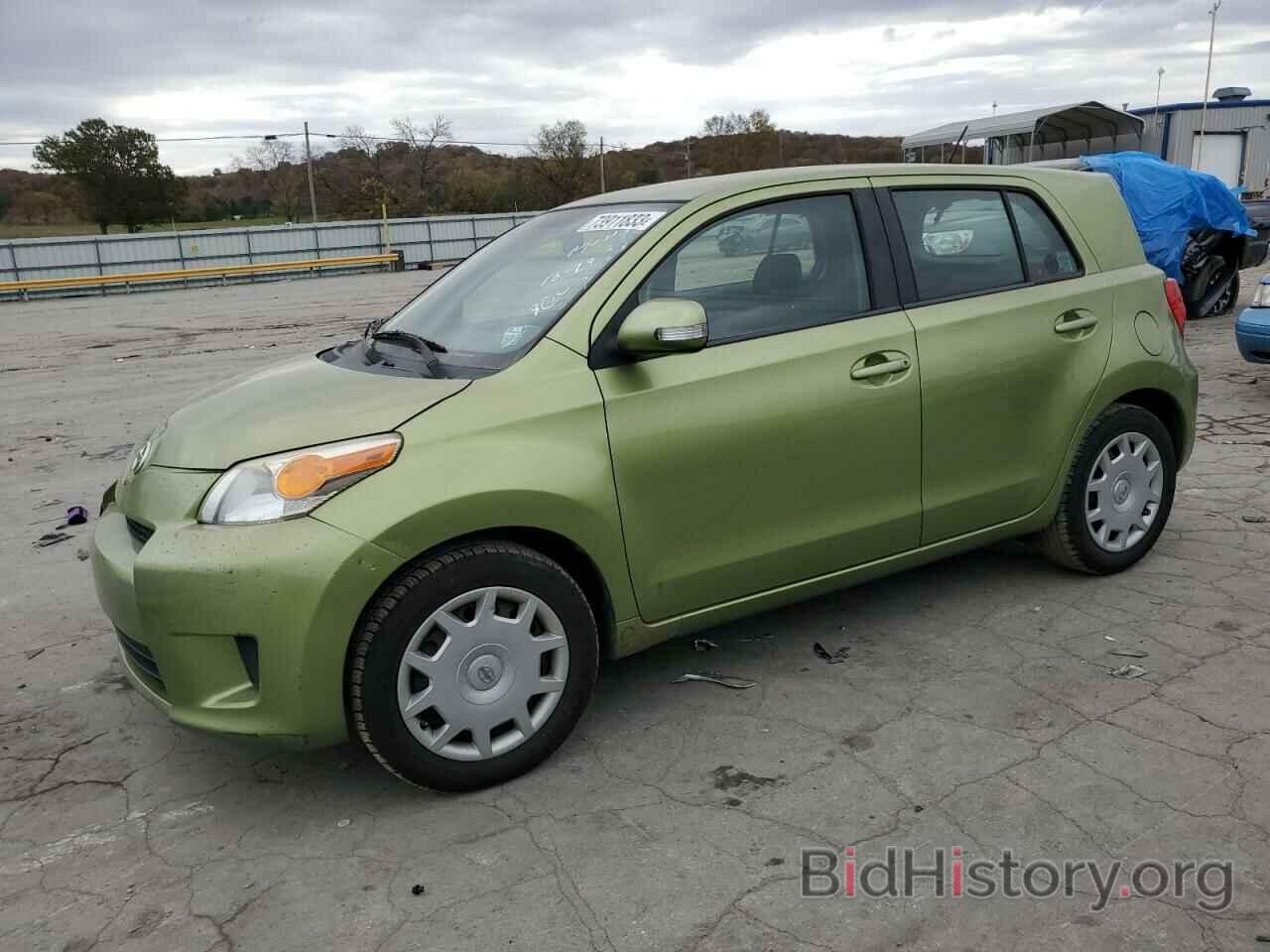 Машина Scion XD