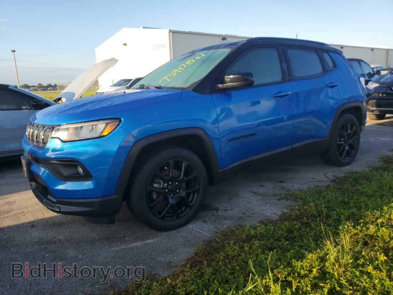 Photo 3C4NJCBB8NT198212 - JEEP COMPASS 2022