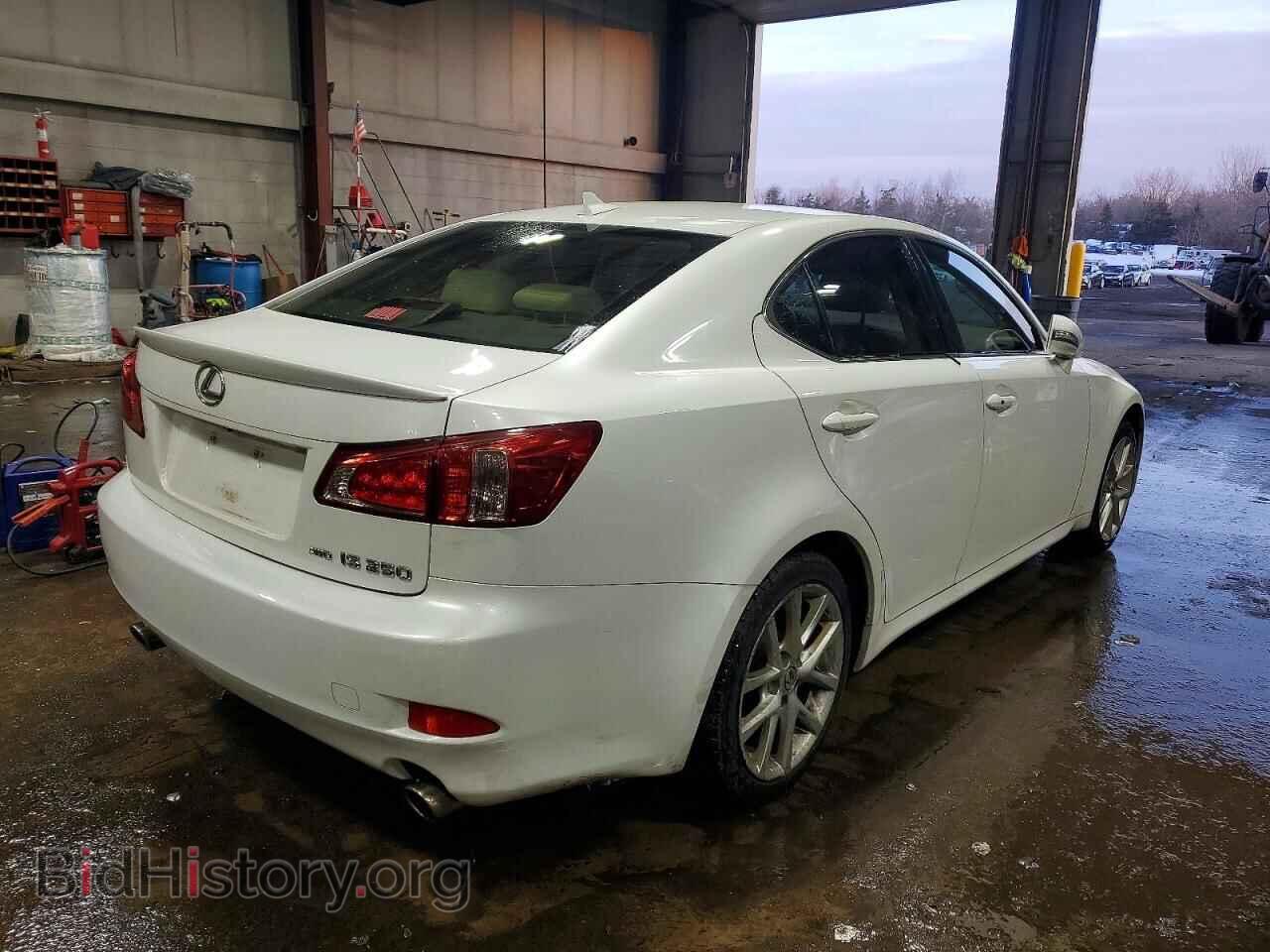 2012 LEXUS IS - VIN: JTHCF5C21C2035904 - Фото 3