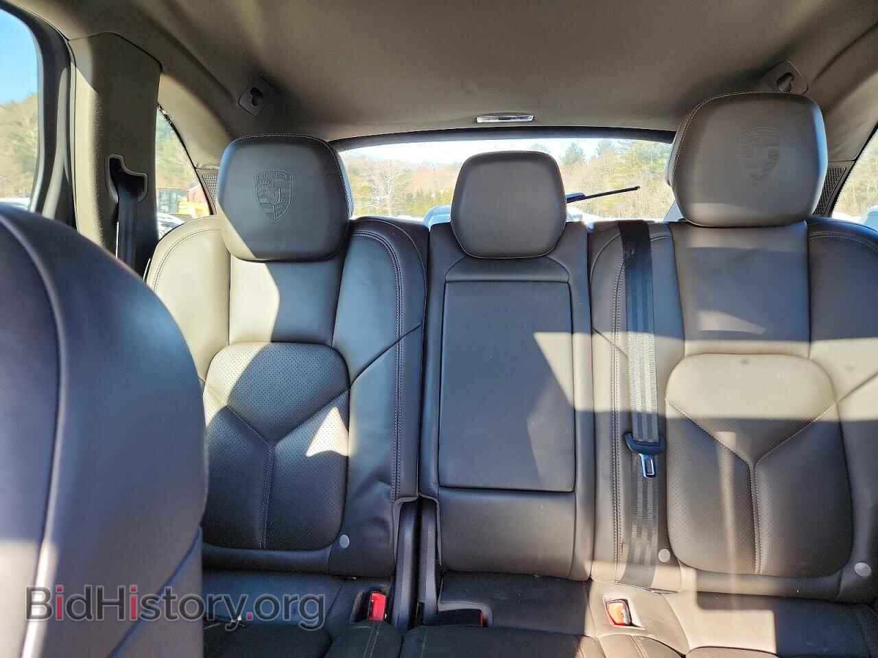 2017 PORSCHE CAYENNE - VIN: WP1AA2A25HKA80357 - Фото 10