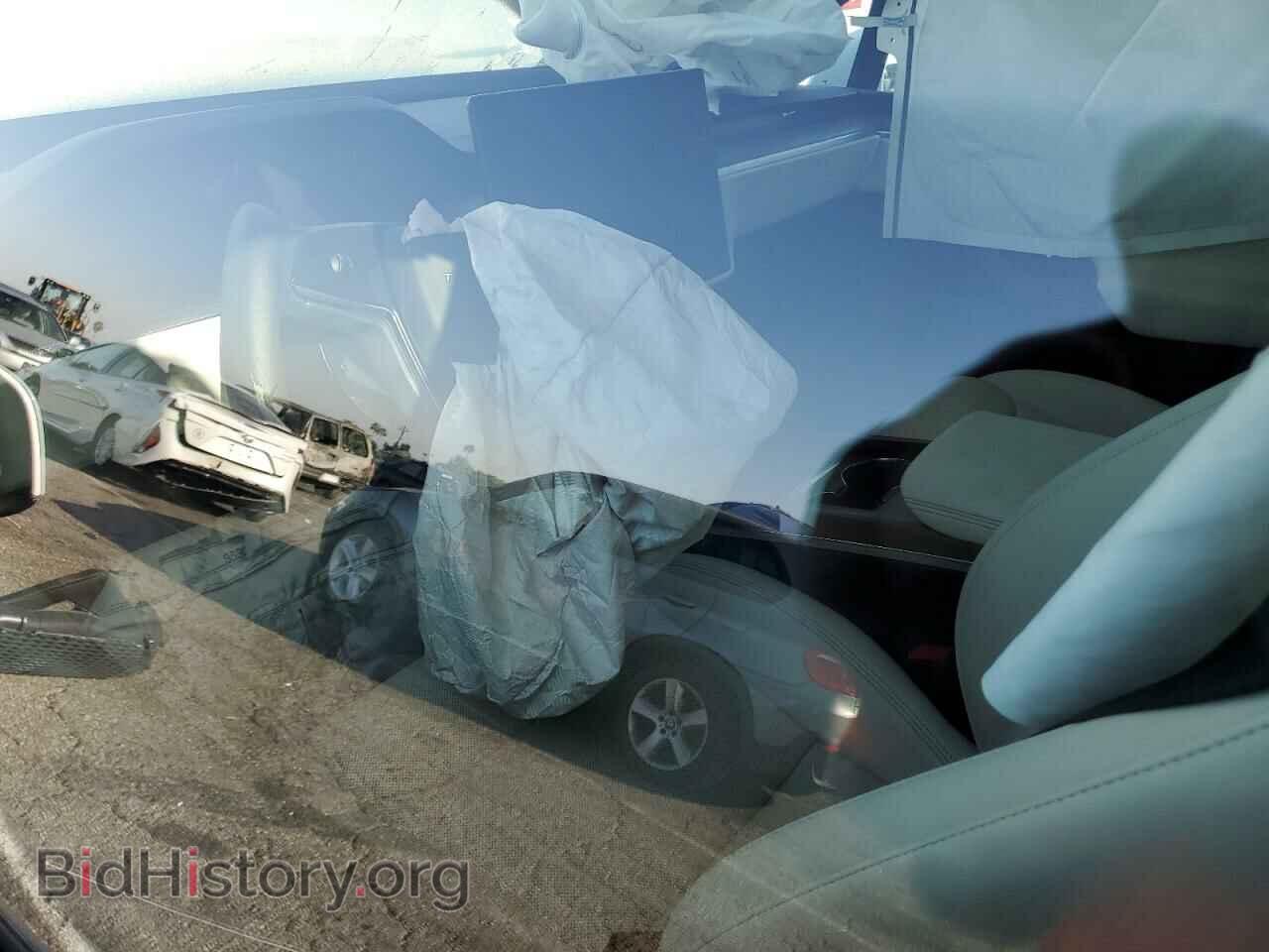 2022 TESLA MODEL X - VIN: 7SAXCAE52NF351374 - Photo 8