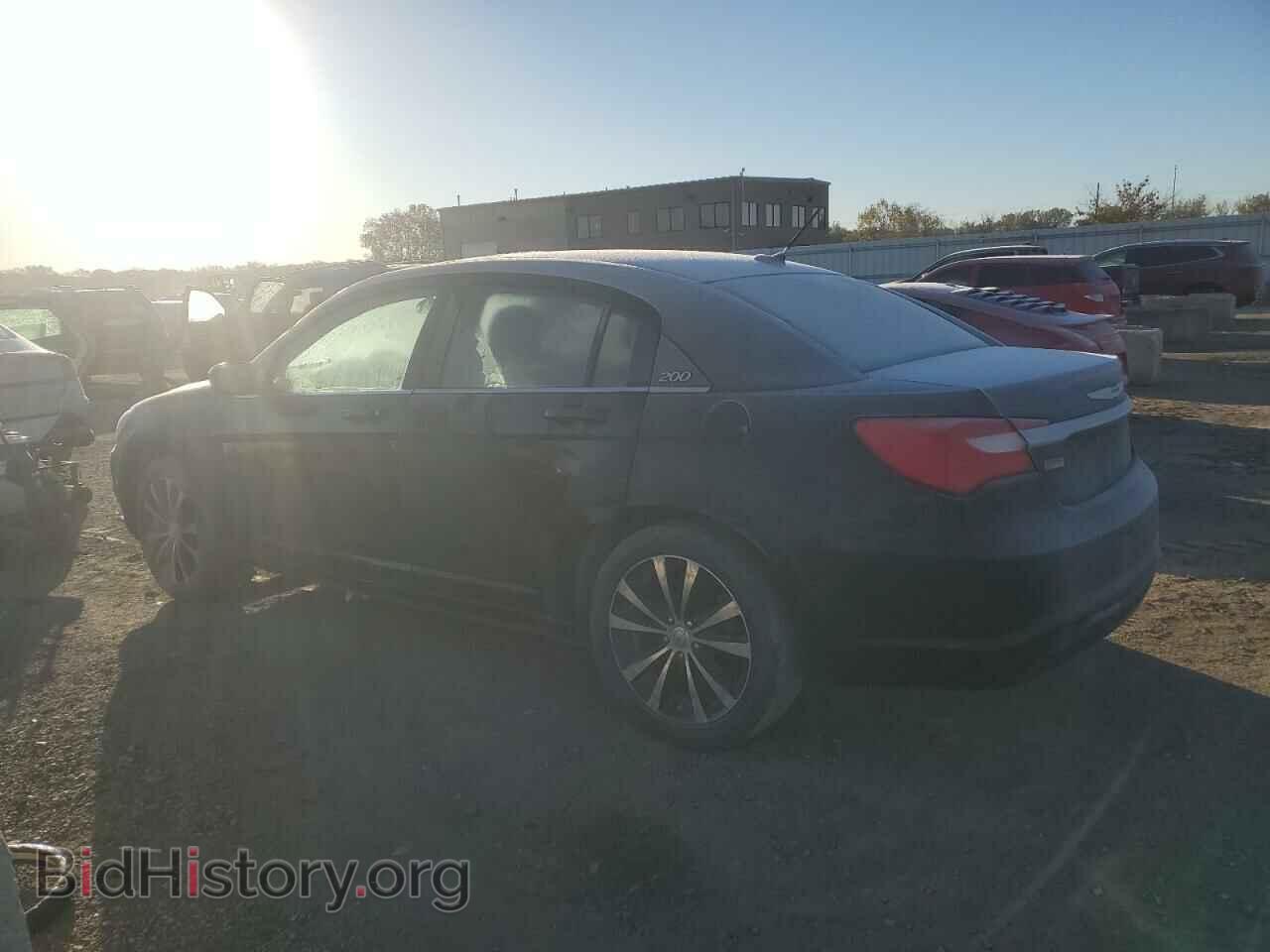 2013 CHRYSLER 200 - VIN: 1C3CCBBB6DN545471 - Фото 2