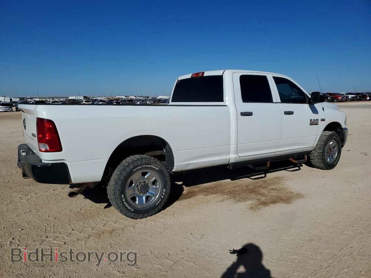 2017 RAM All Models - VIN: 3C6UR5HJ3HG715841 - Photo 3
