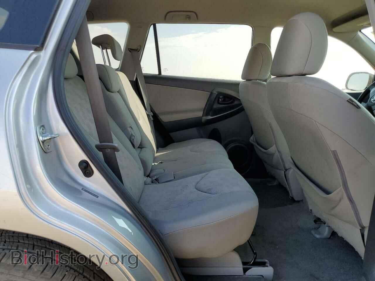 2011 TOYOTA RAV4 - VIN: 2T3ZF4DV2BW057883 - Фото 10