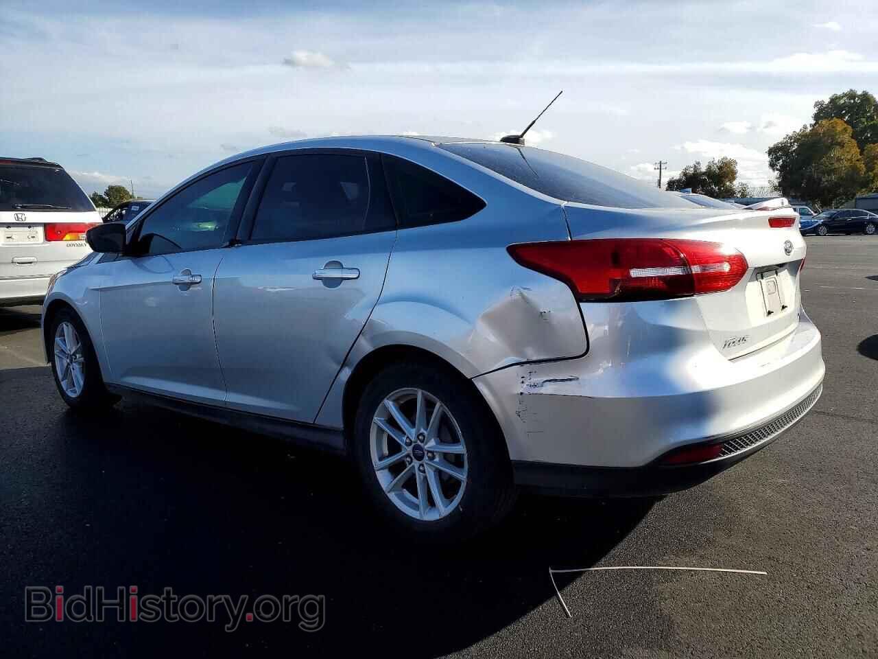2015 FORD FOCUS - VIN: 1FADP3F28FL307646 - Photo 2